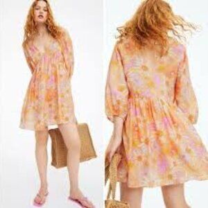 H&M | Floral V Neck Balloon Sleeve Dress